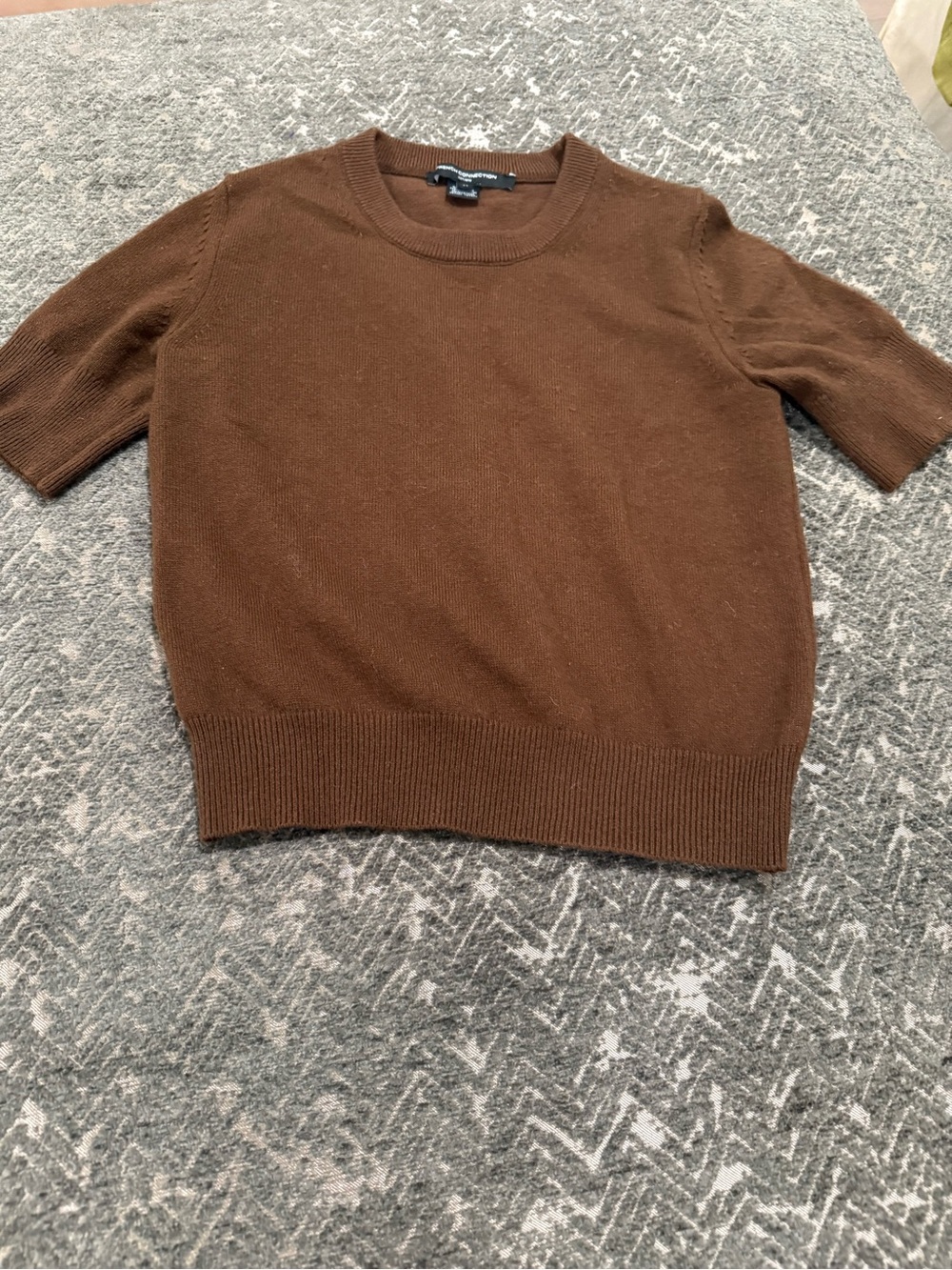 French Connection Brown Short Sleeve Crewneck Knit Sweater Top XS - Picture 3 of 5